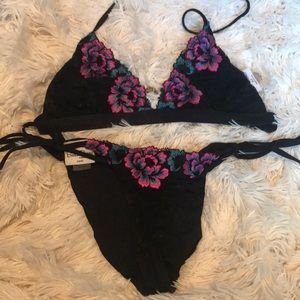 Beach Bunny Black Lace bikini set